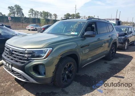 2024 Volkswagen Atlas 2.0T Peak Edition Se W/Technology from USA, damaged, VIN 1V2CR2CA4RC594170